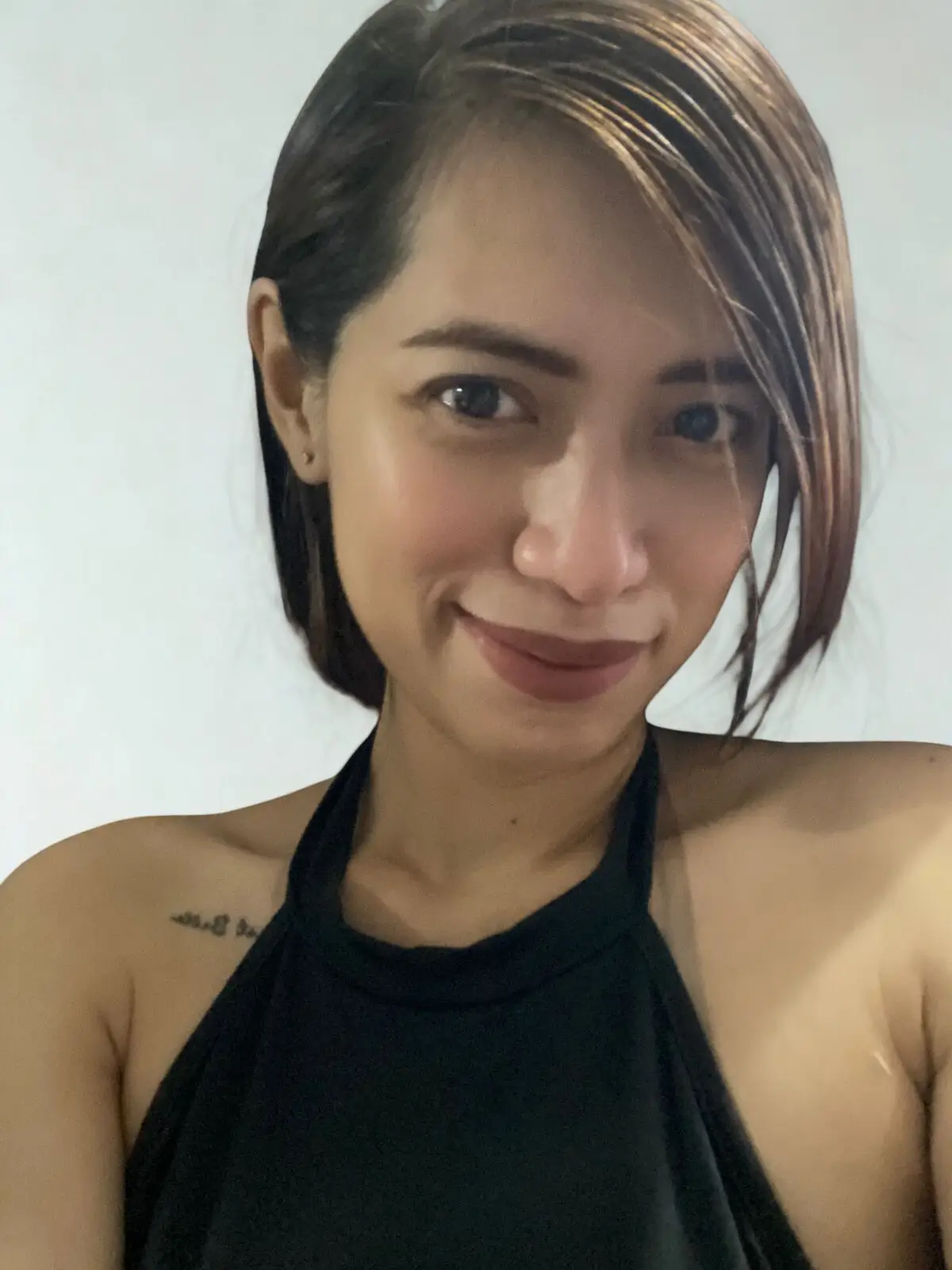 Frances Vinn Bautista author bio portrait for Crumbs and Calendars